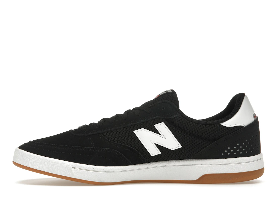 Vue 19 de New Balance Numeric 440 Black White Gum