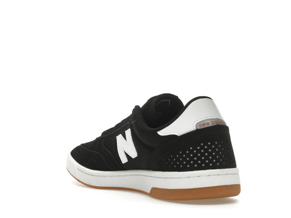 Vue 25 de New Balance Numeric 440 Black White Gum
