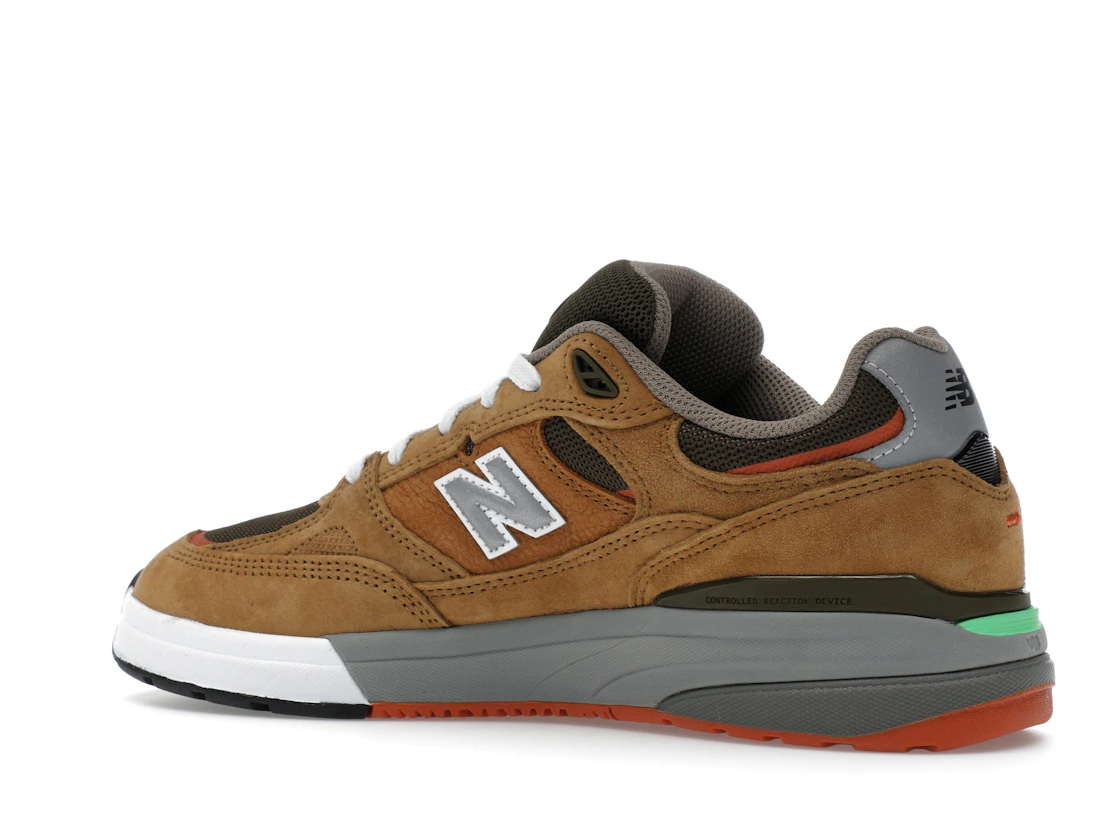 Vue 22 de New Balance Numeric 933 Andrew Reynolds Wheat