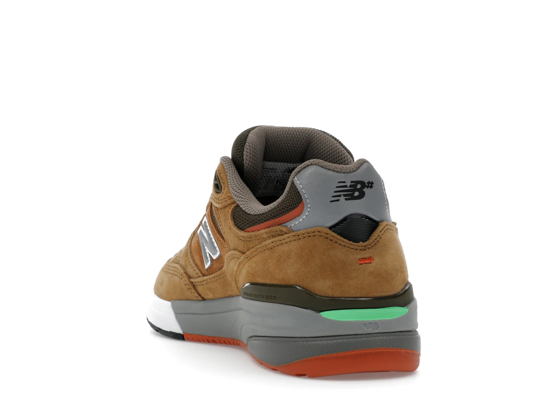 Vue 26 de New Balance Numeric 933 Andrew Reynolds Wheat