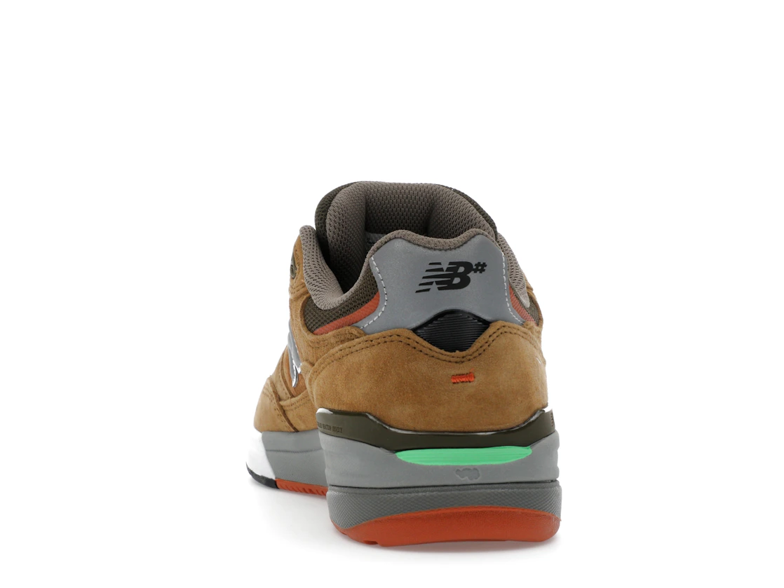 Vue 27 de New Balance Numeric 933 Andrew Reynolds Wheat