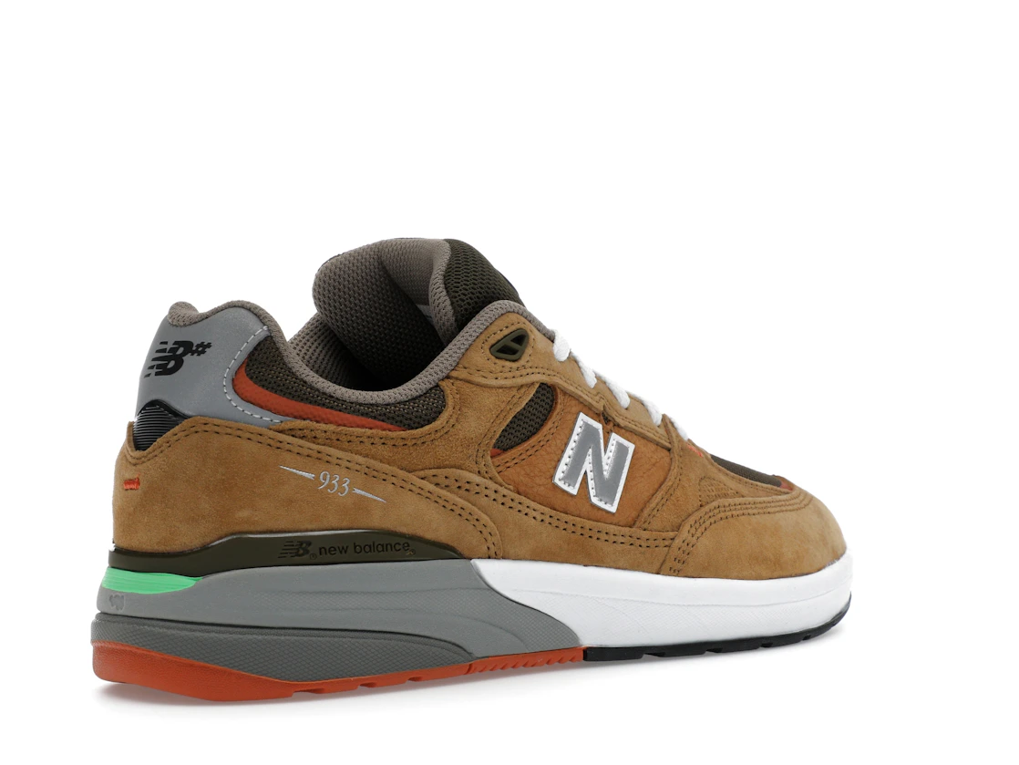 Vue 33 de New Balance Numeric 933 Andrew Reynolds Wheat