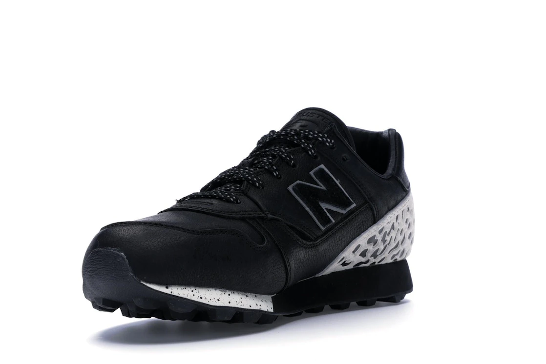 Vue 14 de New Balance Trailbuster Undefeated Black