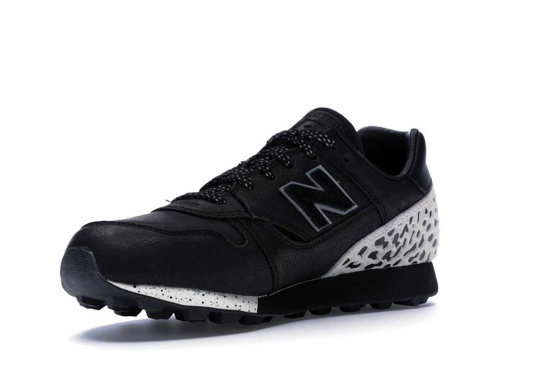 Vue 15 de New Balance Trailbuster Undefeated Black