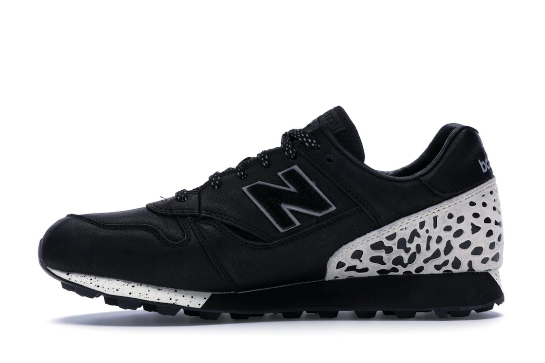Vue 19 de New Balance Trailbuster Undefeated Black