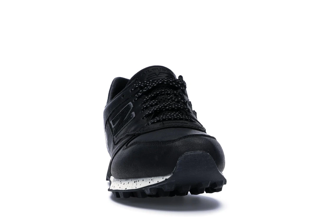 Vue 9 de New Balance Trailbuster Undefeated Black