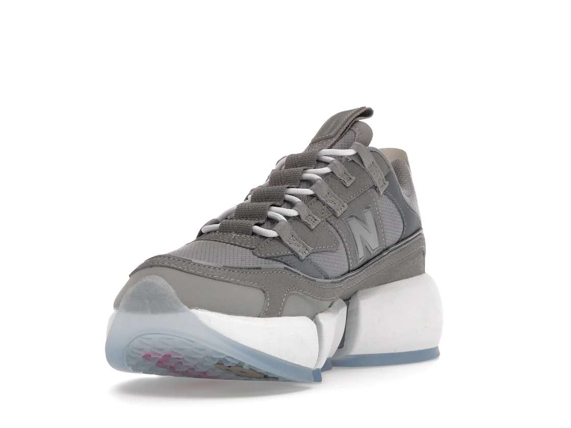 Vue 13 de New Balance Vision Racer Jaden Smith Grey