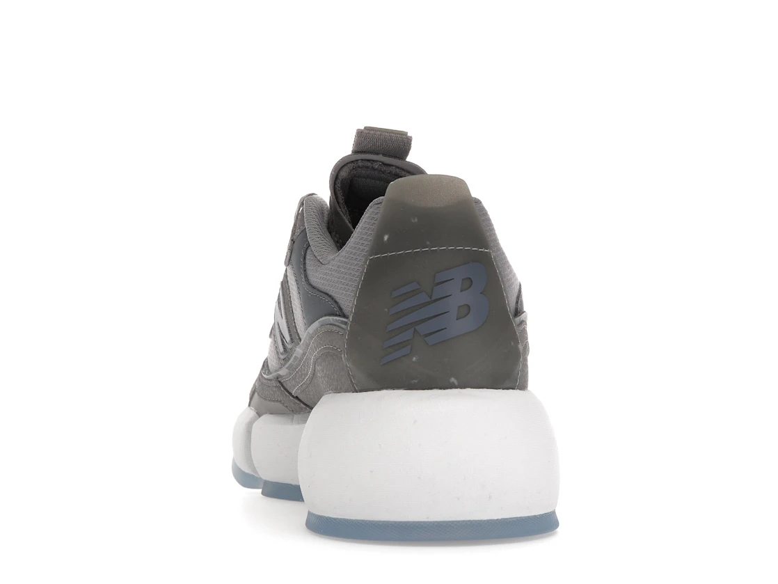 Vue 27 de New Balance Vision Racer Jaden Smith Grey