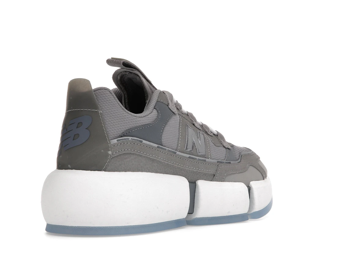 Vue 32 de New Balance Vision Racer Jaden Smith Grey