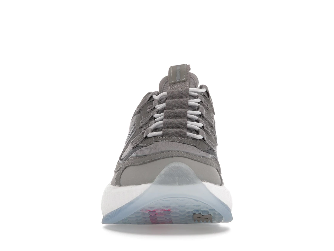 Vue 10 de New Balance Vision Racer Jaden Smith Grey