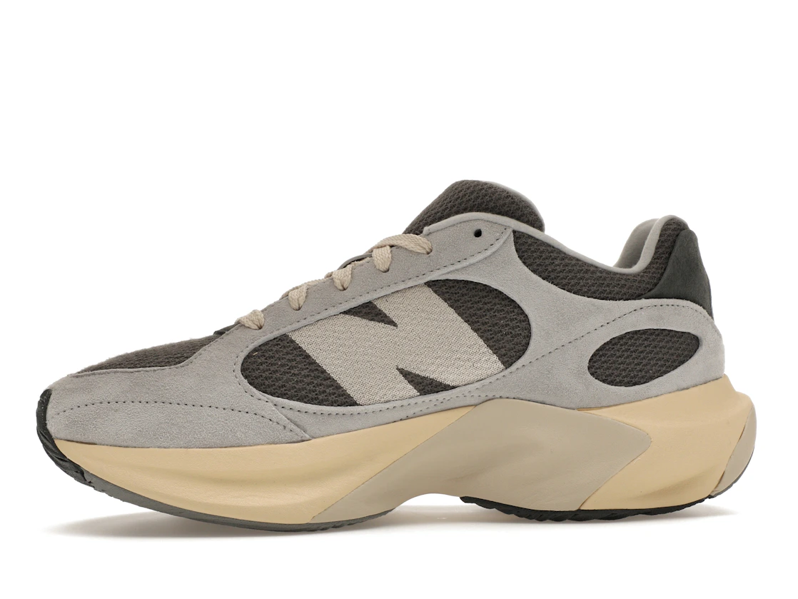Vue 18 de New Balance WRPD Runner Grey Matter