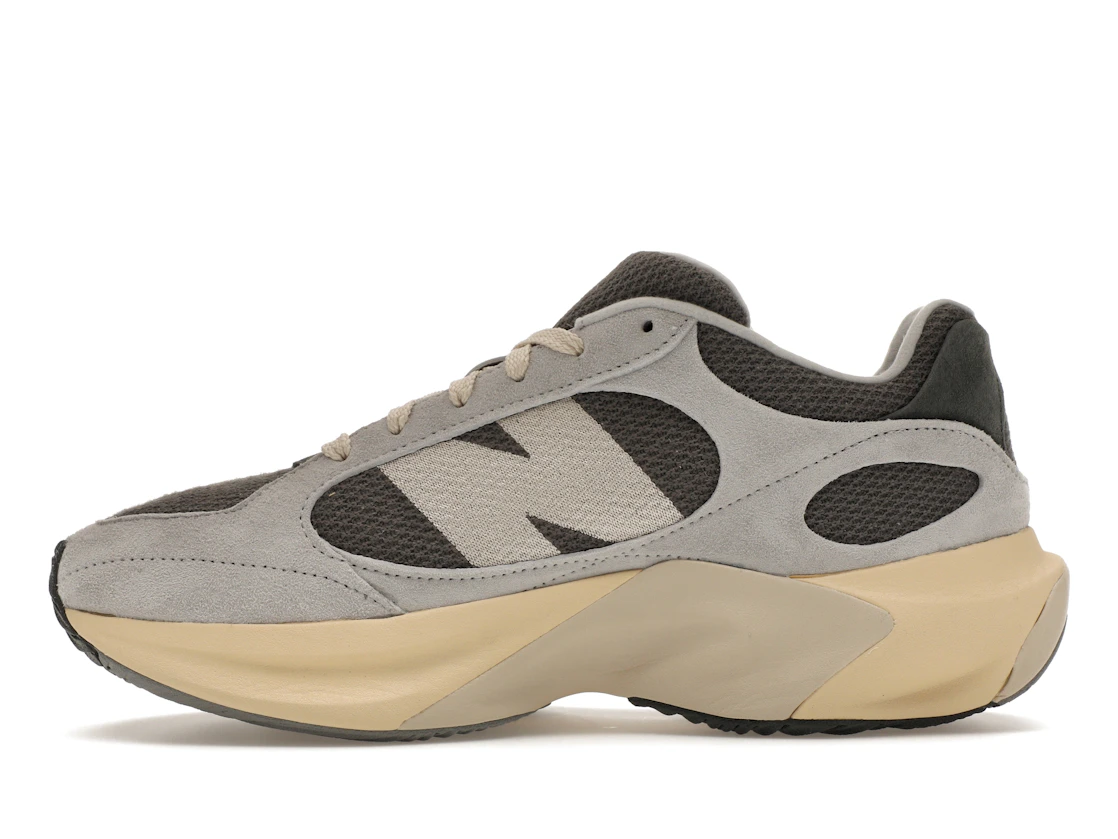 Vue 19 de New Balance WRPD Runner Grey Matter