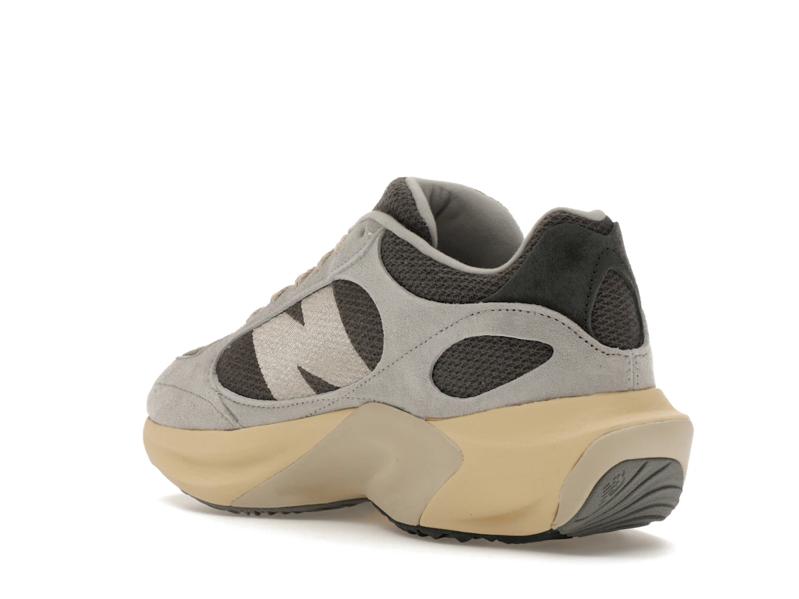 Vue 24 de New Balance WRPD Runner Grey Matter