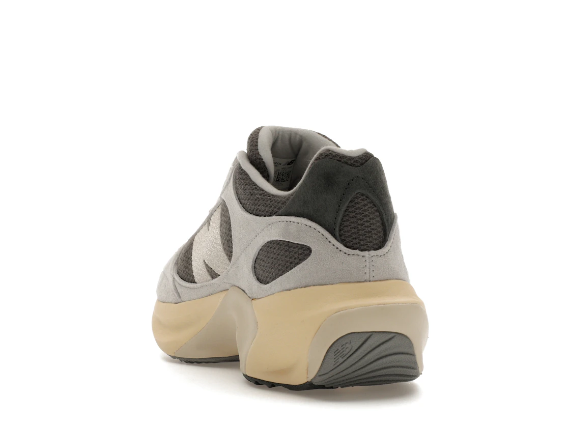 Vue 26 de New Balance WRPD Runner Grey Matter