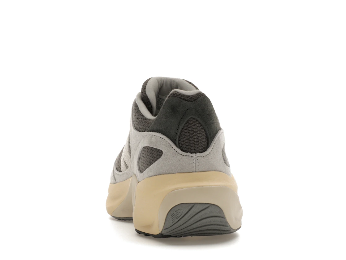 Vue 27 de New Balance WRPD Runner Grey Matter