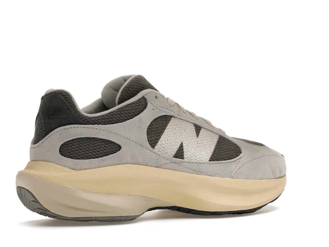 Vue 34 de New Balance WRPD Runner Grey Matter