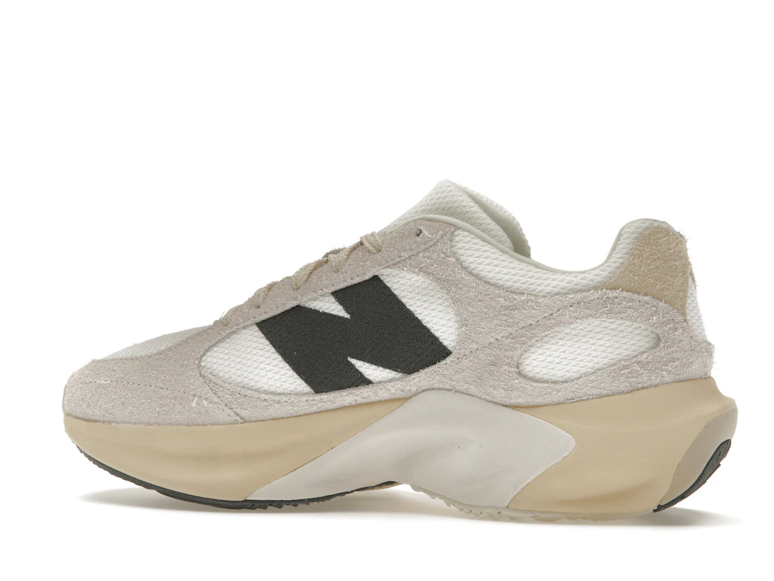 Vue 21 de New Balance WRPD Runner Sea Salt Sandstone Blacktop