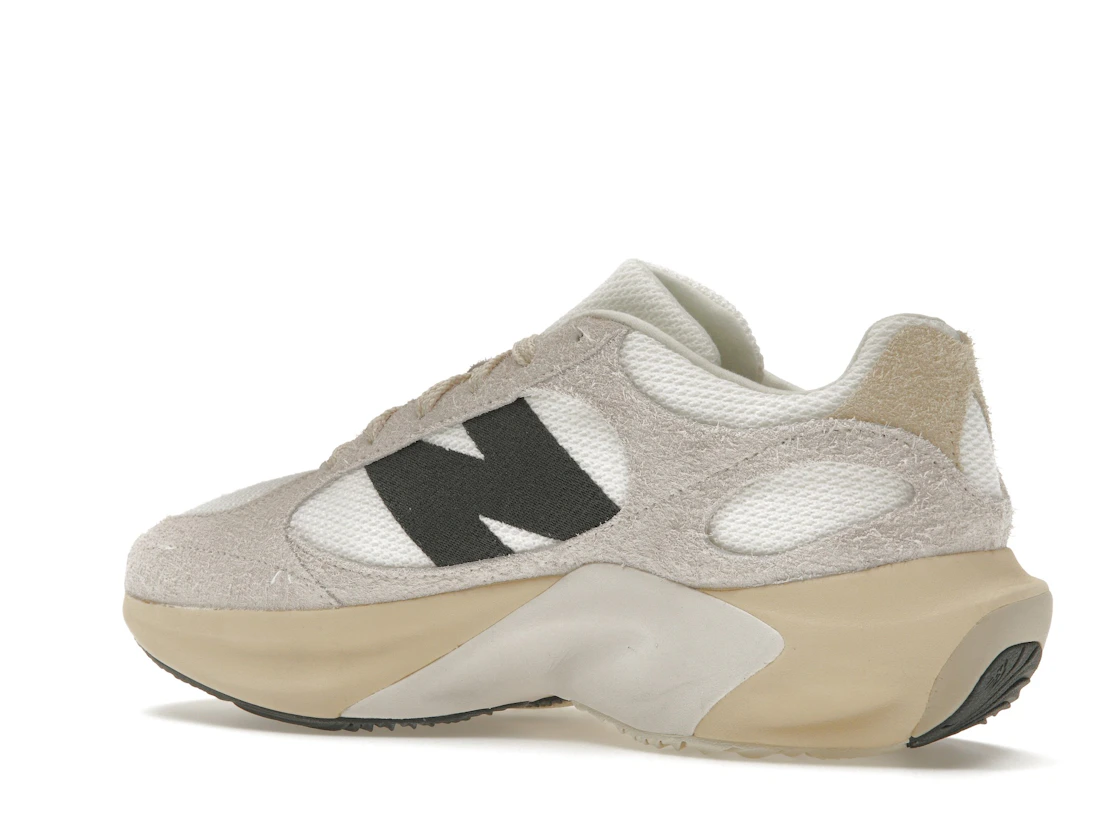 Vue 22 de New Balance WRPD Runner Sea Salt Sandstone Blacktop