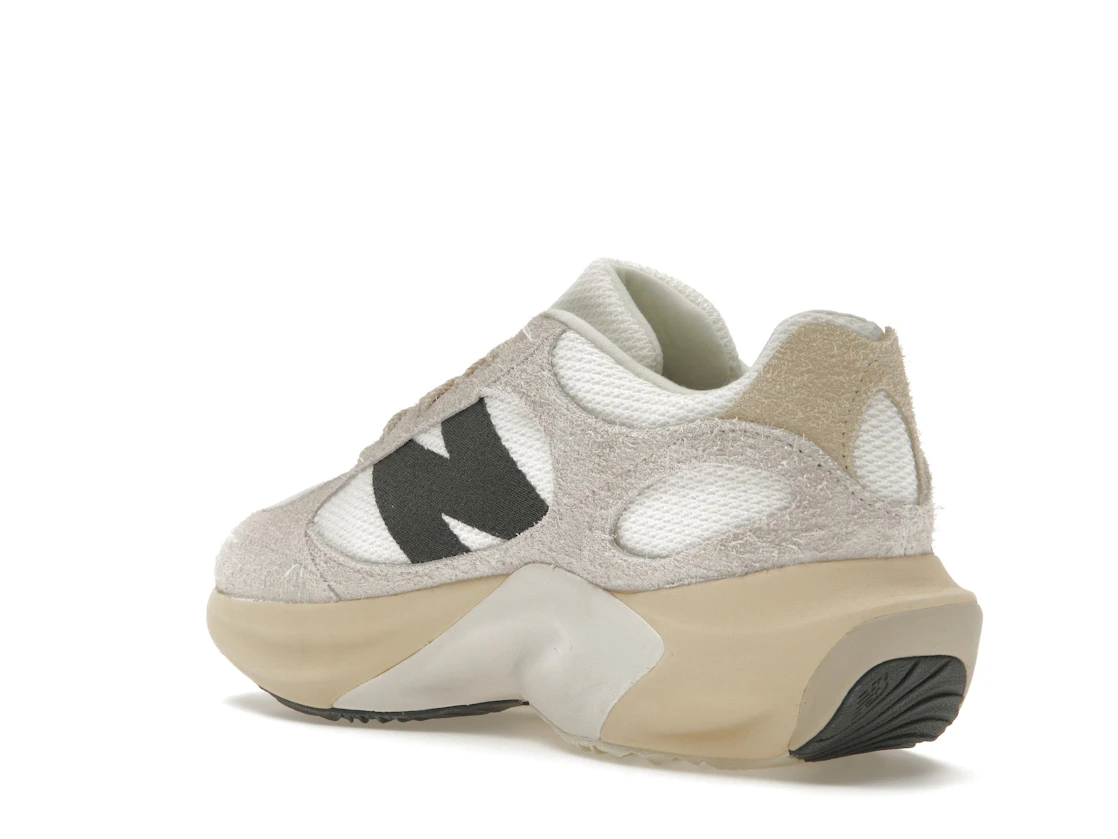 Vue 24 de New Balance WRPD Runner Sea Salt Sandstone Blacktop