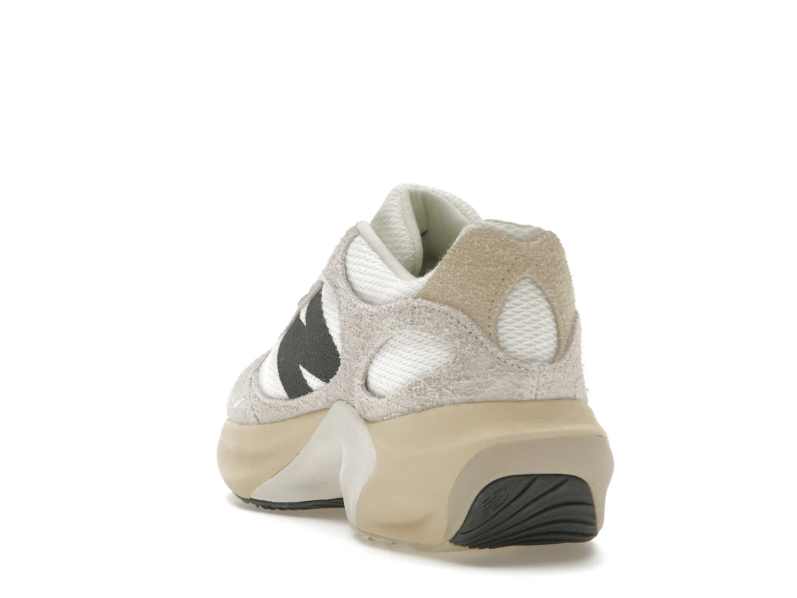 Vue 26 de New Balance WRPD Runner Sea Salt Sandstone Blacktop