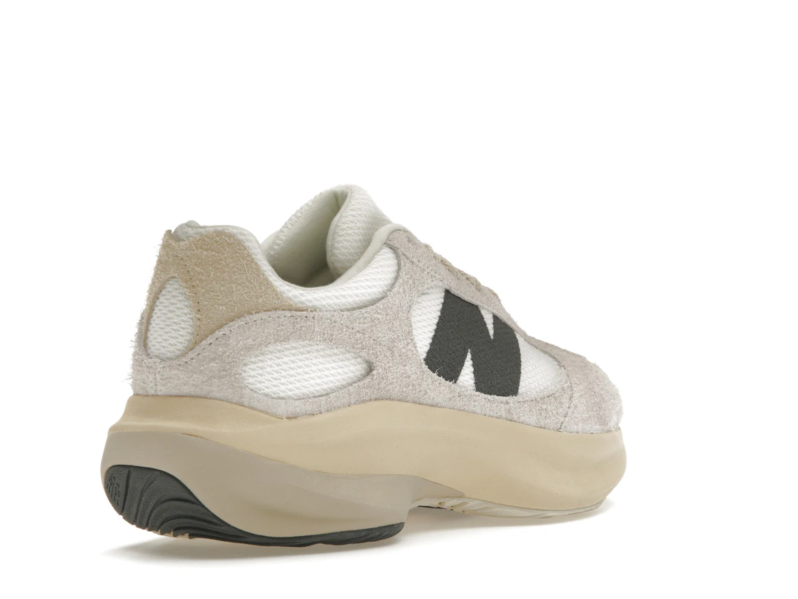 Vue 32 de New Balance WRPD Runner Sea Salt Sandstone Blacktop