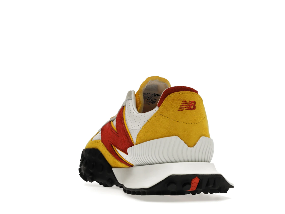 Vue 26 de New Balance XC-72 Casablanca Red Yellow