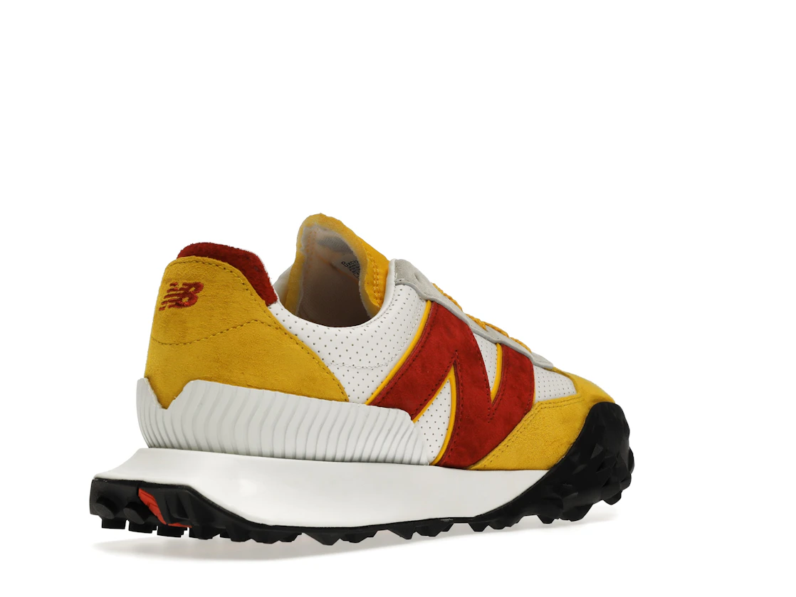 Vue 32 de New Balance XC-72 Casablanca Red Yellow