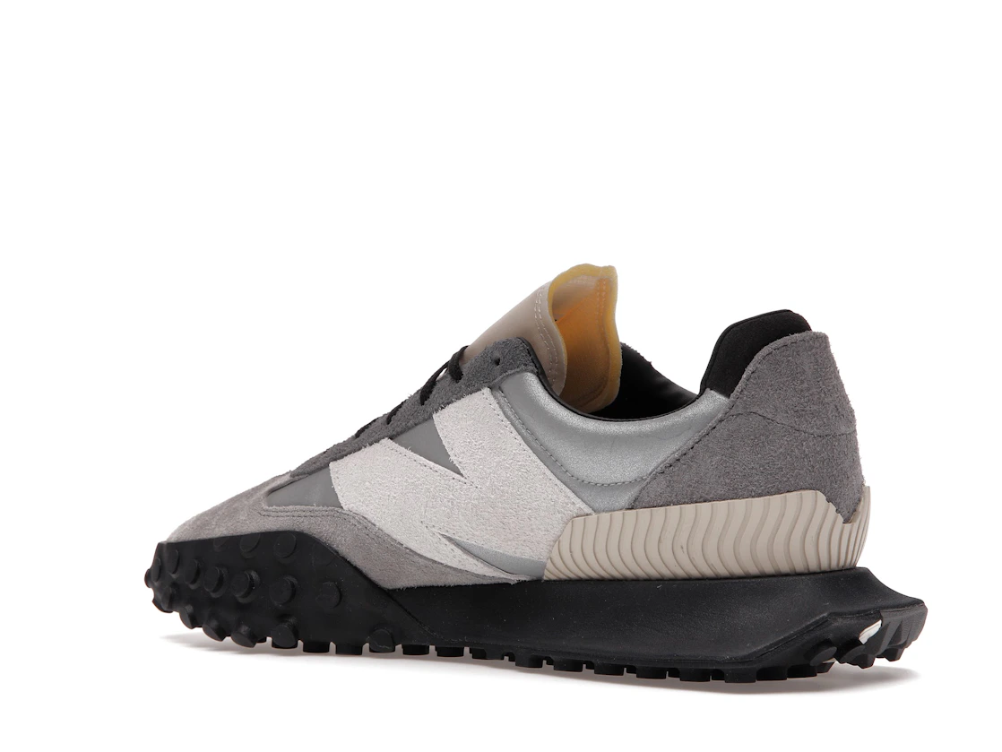 Vue 23 de New Balance XC-72 Castlerock