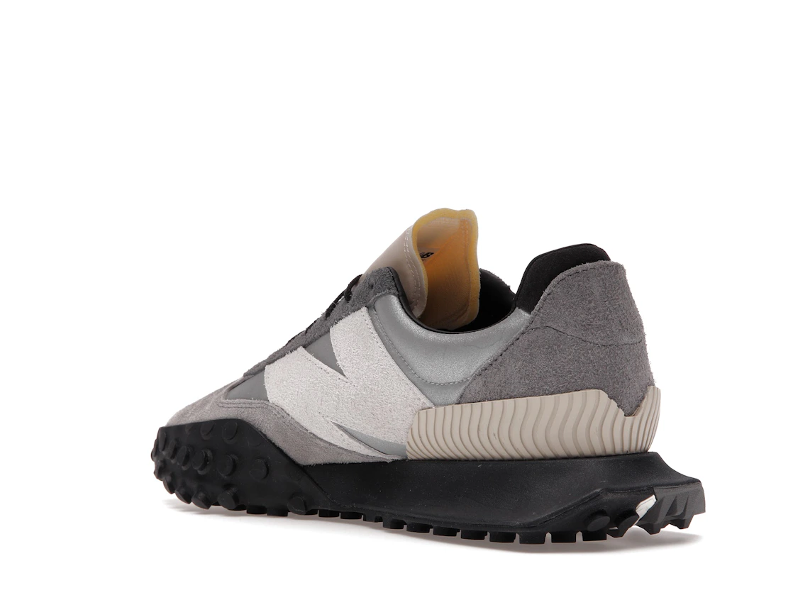 Vue 24 de New Balance XC-72 Castlerock