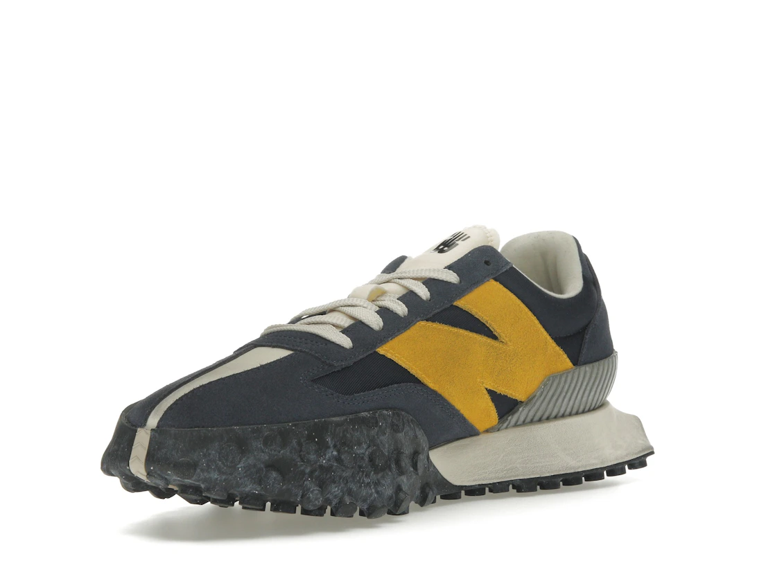 Vue 14 de New Balance XC-72 Navy Gold