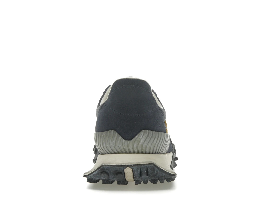 Vue 28 de New Balance XC-72 Navy Gold