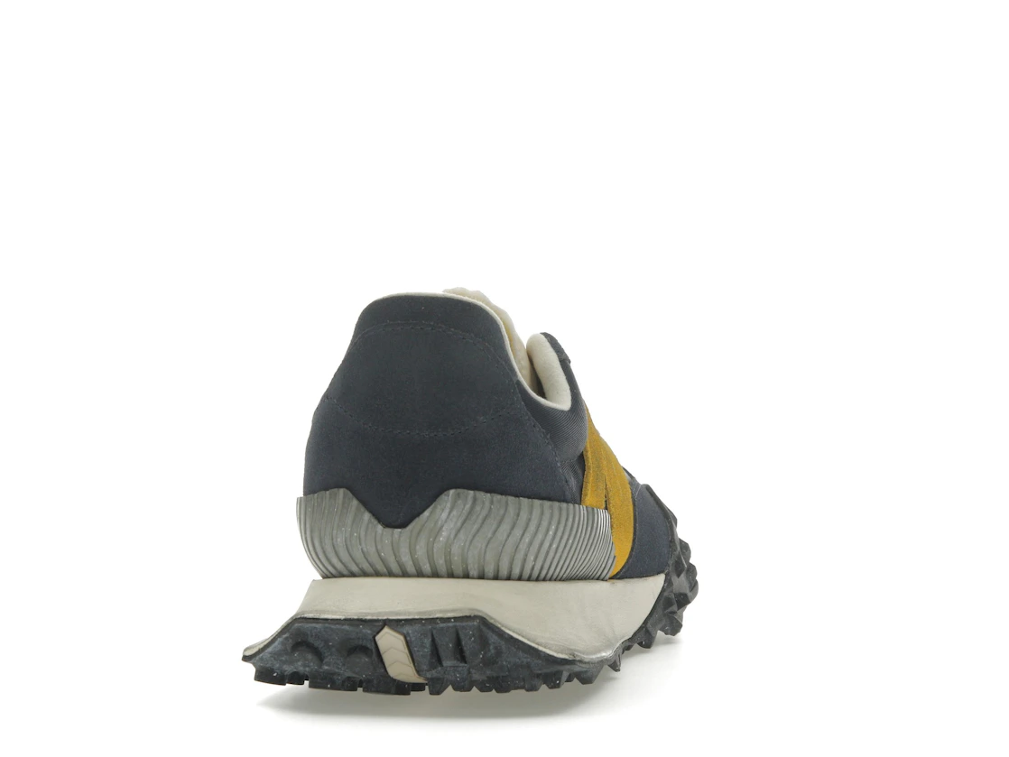 Vue 29 de New Balance XC-72 Navy Gold