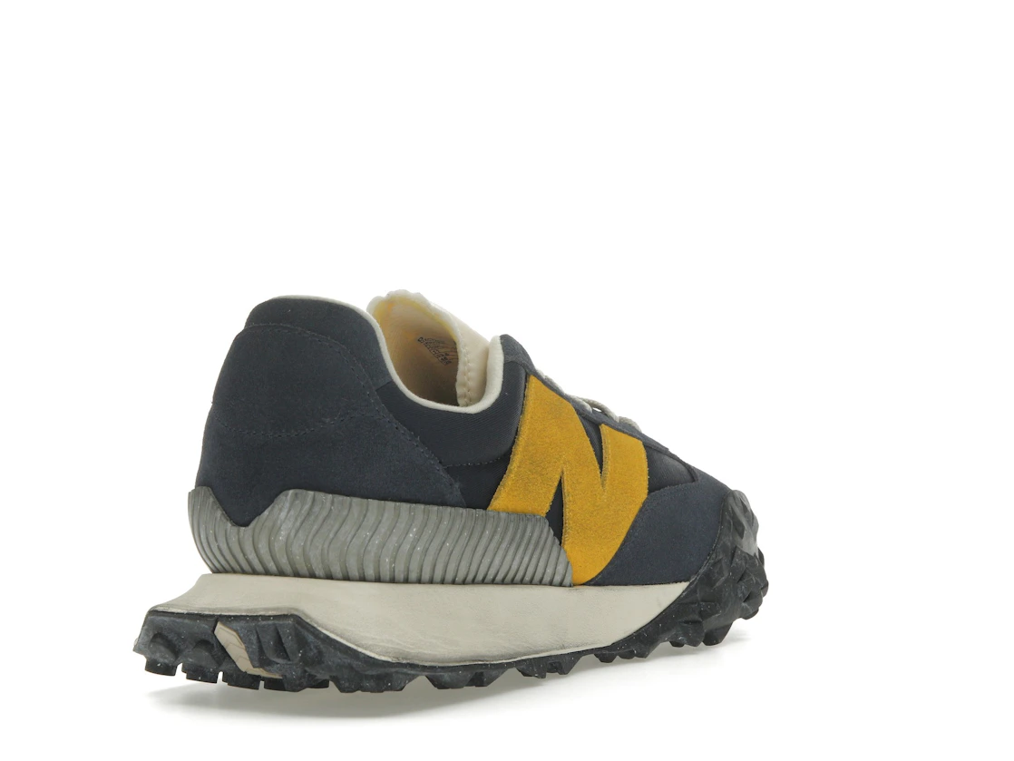 Vue 31 de New Balance XC-72 Navy Gold