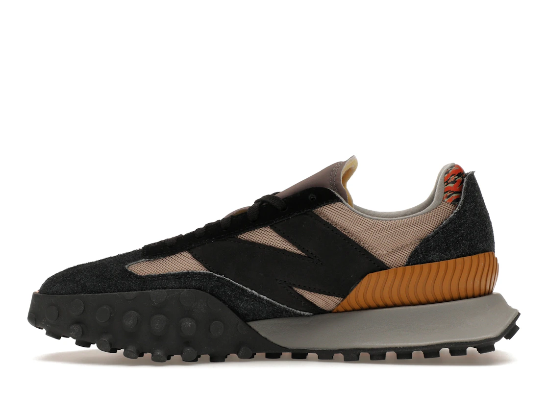 Vue 19 de New Balance XC-72 Year of the Tiger (2022)