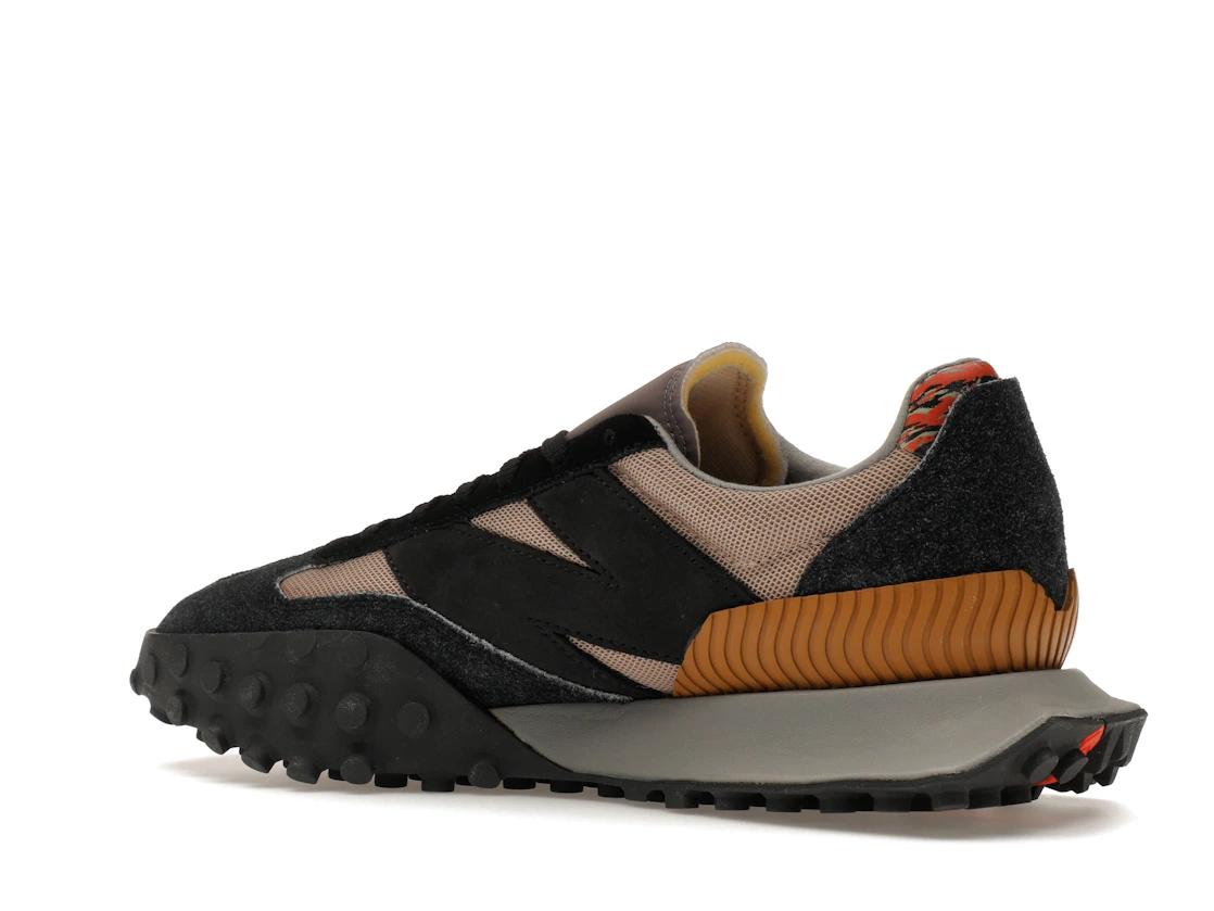 Vue 22 de New Balance XC-72 Year of the Tiger (2022)
