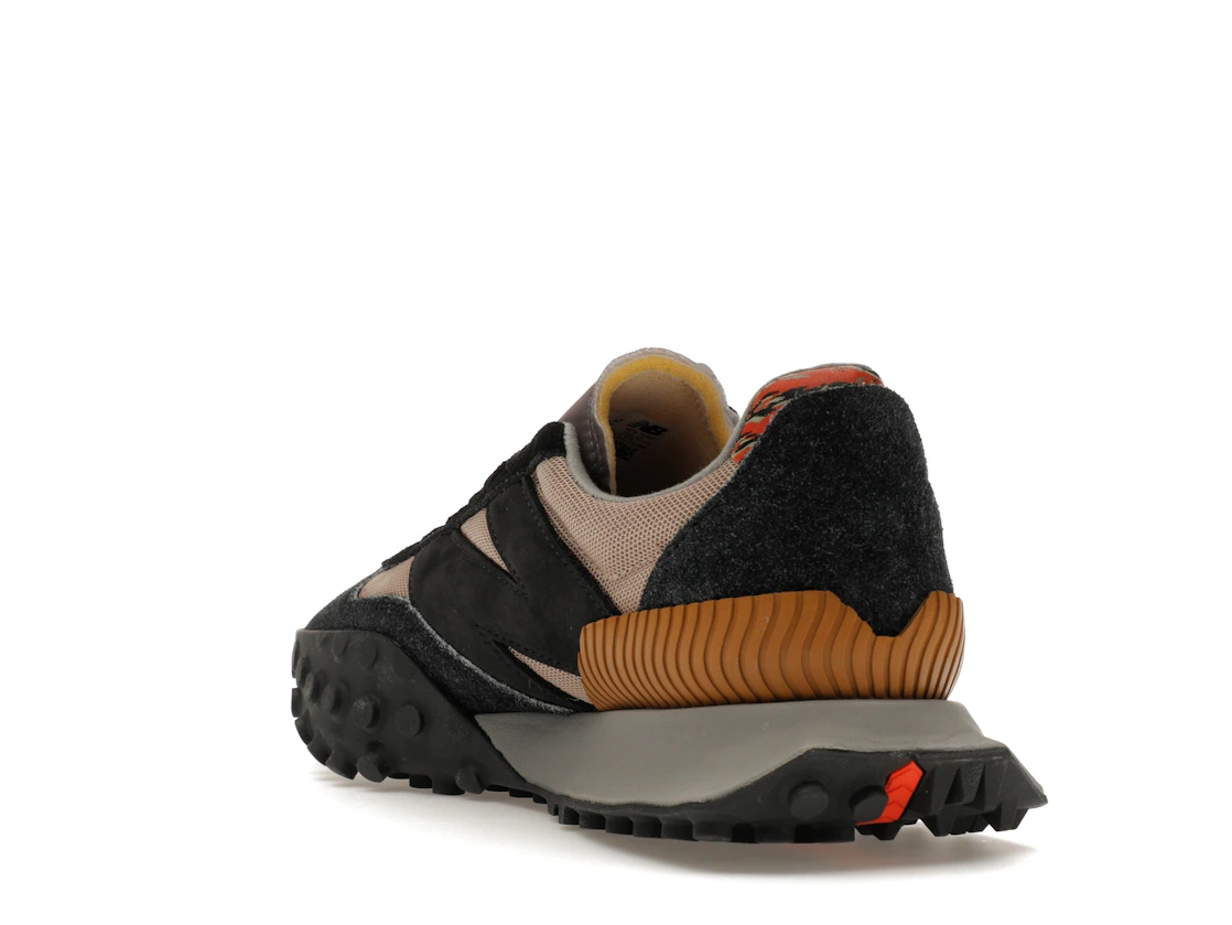 Vue 25 de New Balance XC-72 Year of the Tiger (2022)