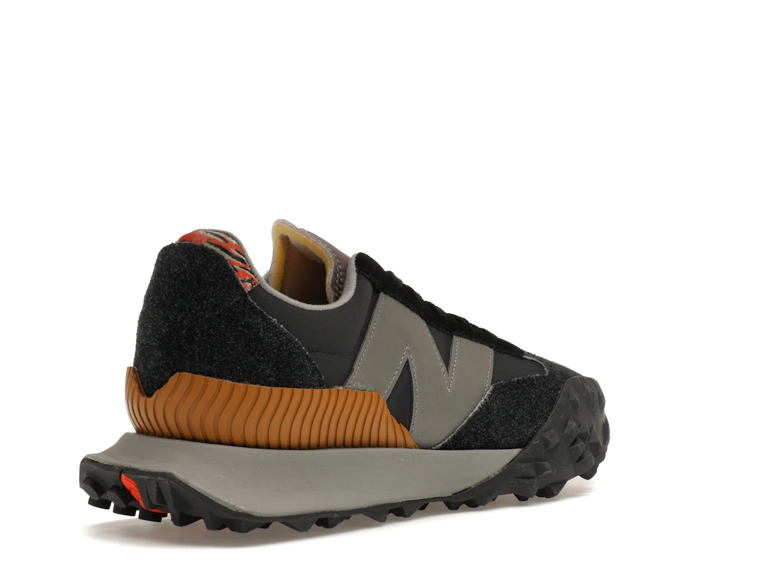 Vue 32 de New Balance XC-72 Year of the Tiger (2022)