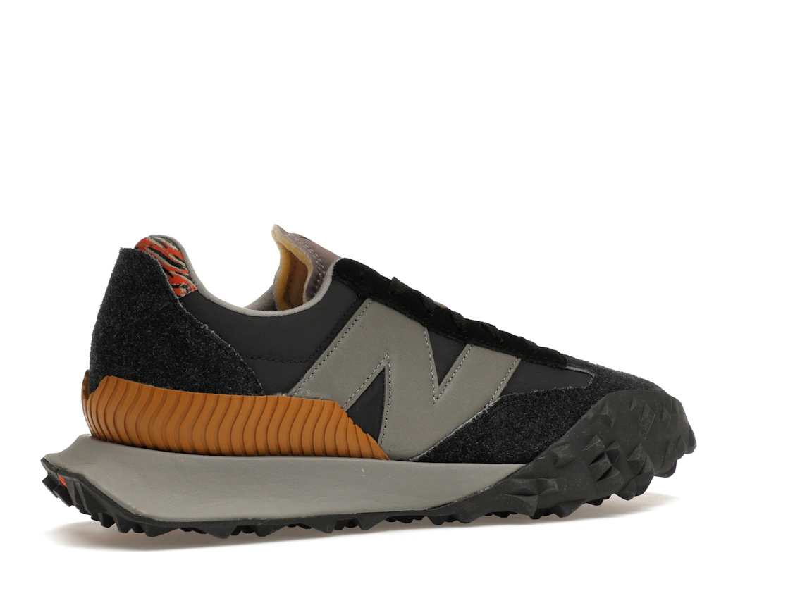Vue 34 de New Balance XC-72 Year of the Tiger (2022)