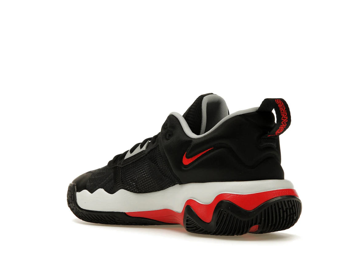 Vue 24 de NIke Giannis Immortality 3 Double Trouble