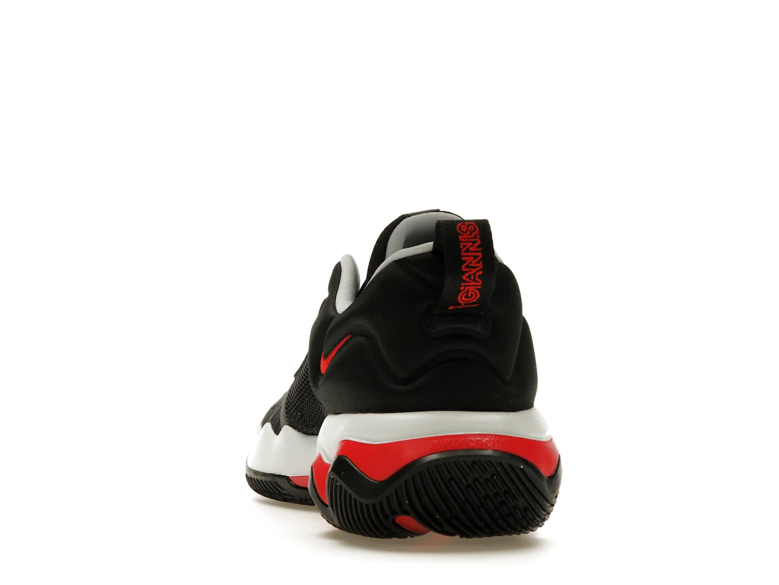 Vue 27 de NIke Giannis Immortality 3 Double Trouble