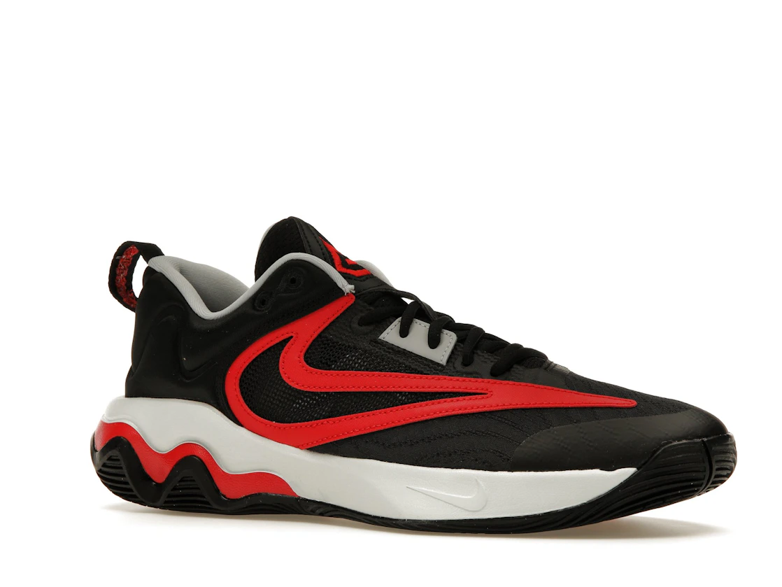 Vue 4 de NIke Giannis Immortality 3 Double Trouble
