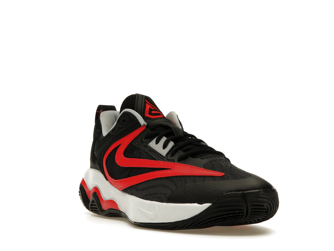 Vue 7 de NIke Giannis Immortality 3 Double Trouble