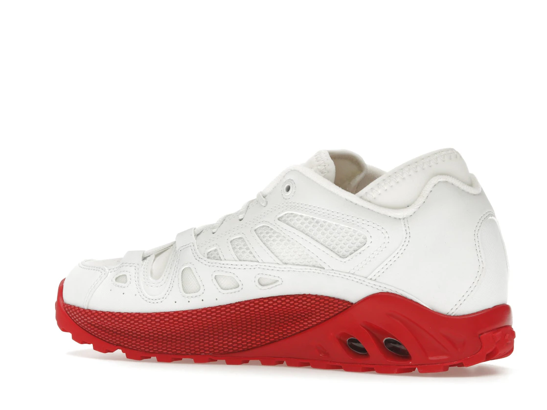 Vue 22 de Nike ACG Air Exploraid Summit White University Red