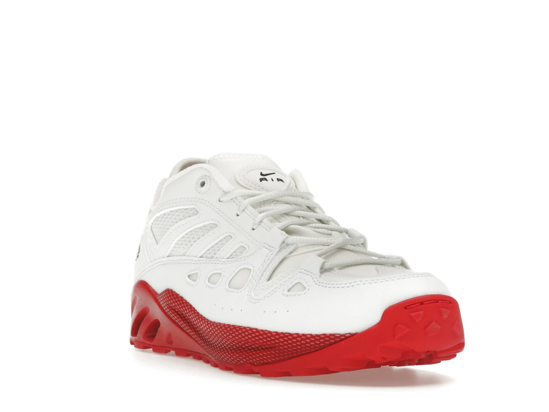 Vue 7 de Nike ACG Air Exploraid Summit White University Red