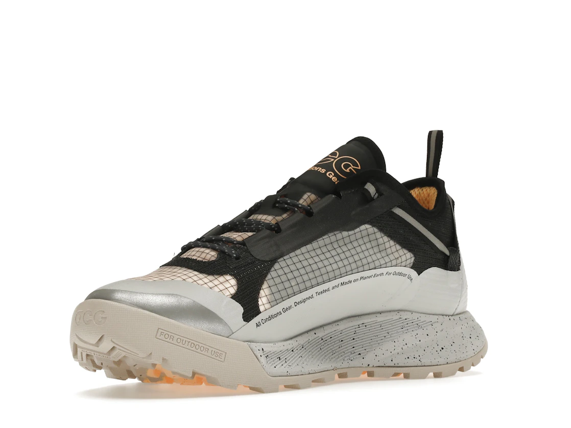 Vue 15 de Nike ACG Air Nasu 2 Grey Fog