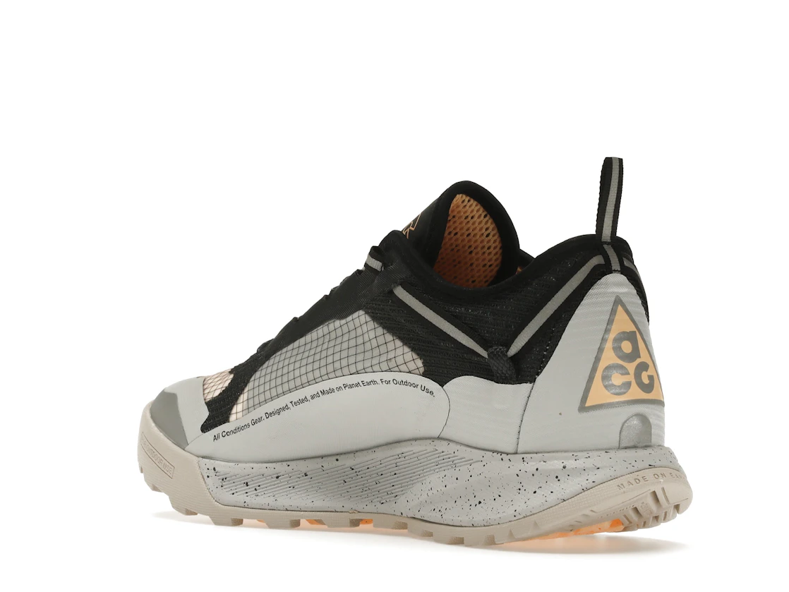 Vue 24 de Nike ACG Air Nasu 2 Grey Fog