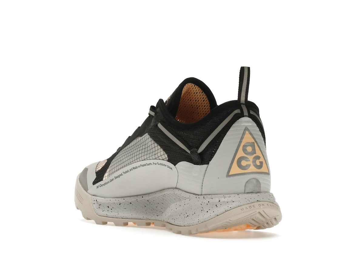 Vue 25 de Nike ACG Air Nasu 2 Grey Fog