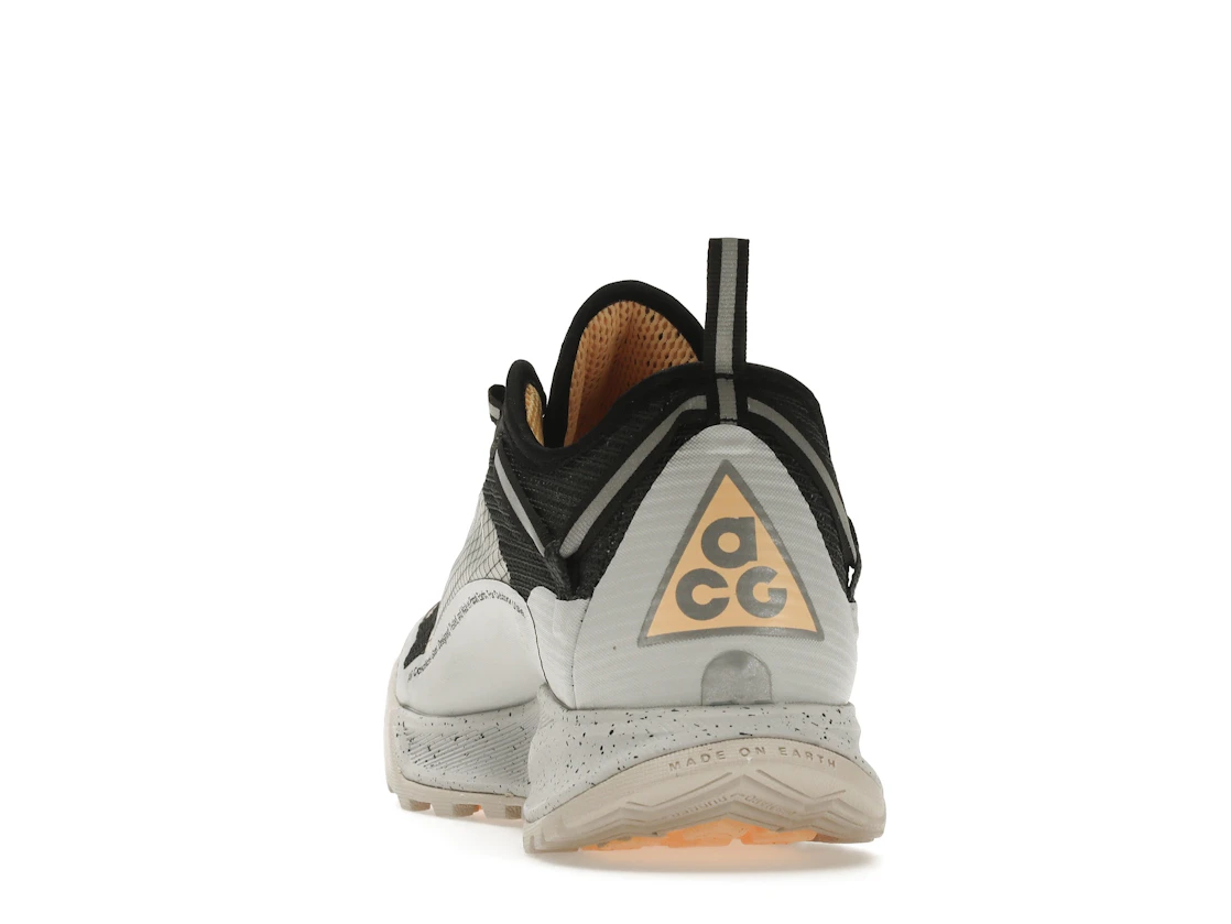 Vue 27 de Nike ACG Air Nasu 2 Grey Fog