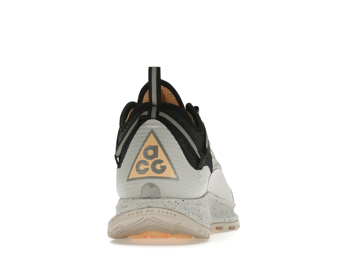 Vue 29 de Nike ACG Air Nasu 2 Grey Fog