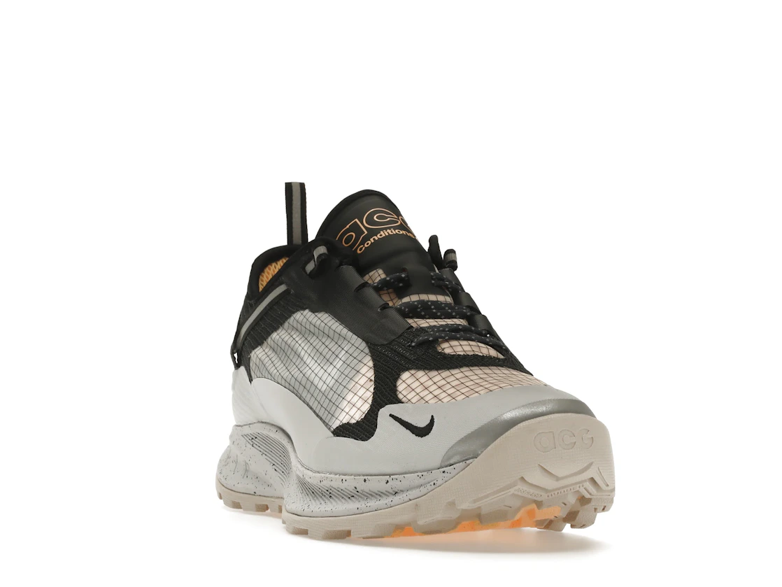 Vue 8 de Nike ACG Air Nasu 2 Grey Fog